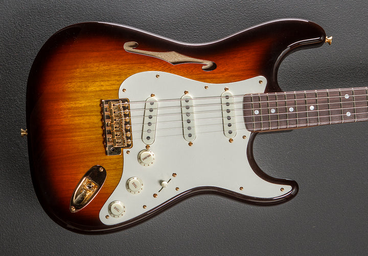 Used Artisan Korina Strat '24