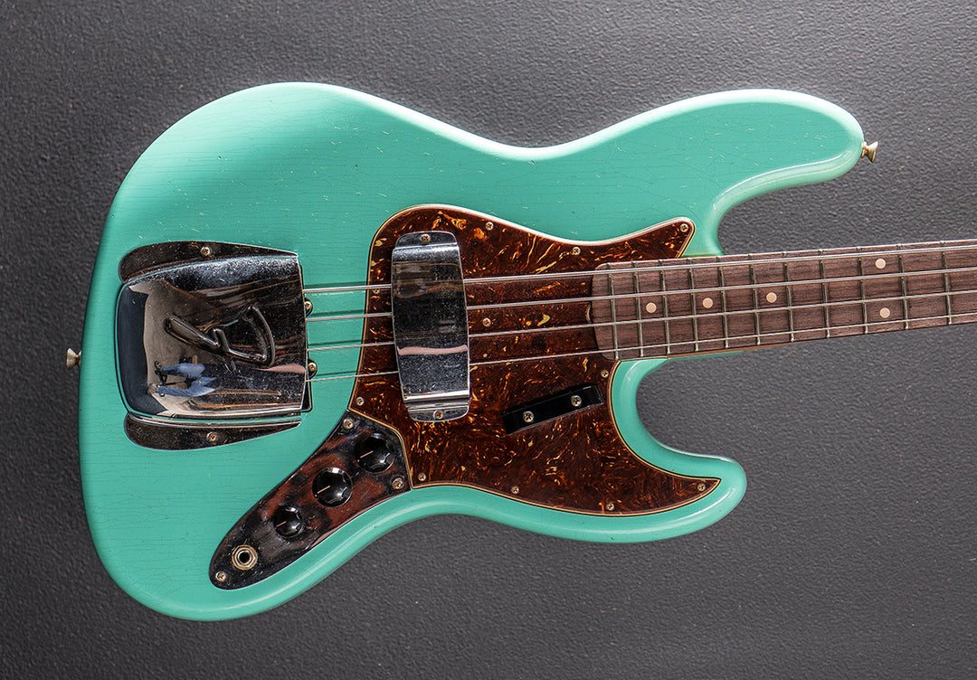 Used 1961 Journeyman Relic Jazz Bass &