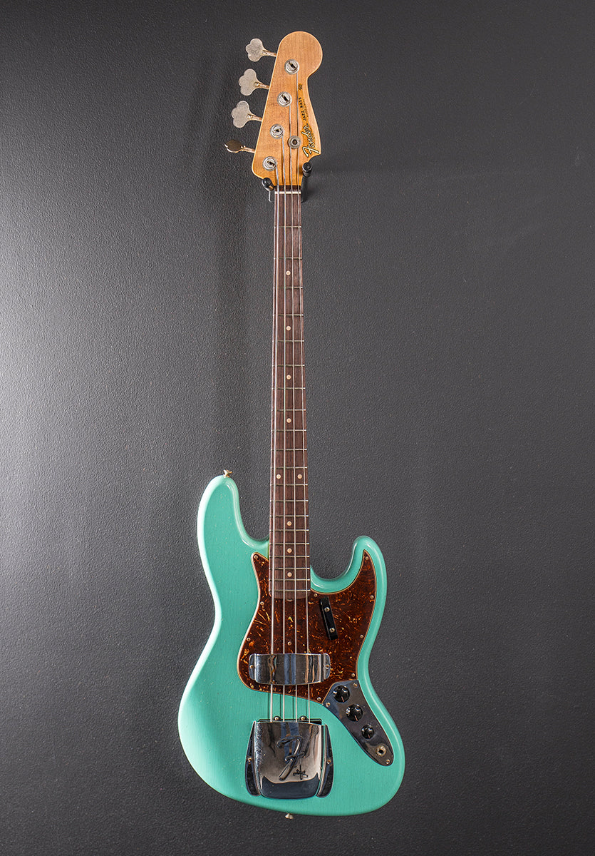 Used 1961 Journeyman Relic Jazz Bass &