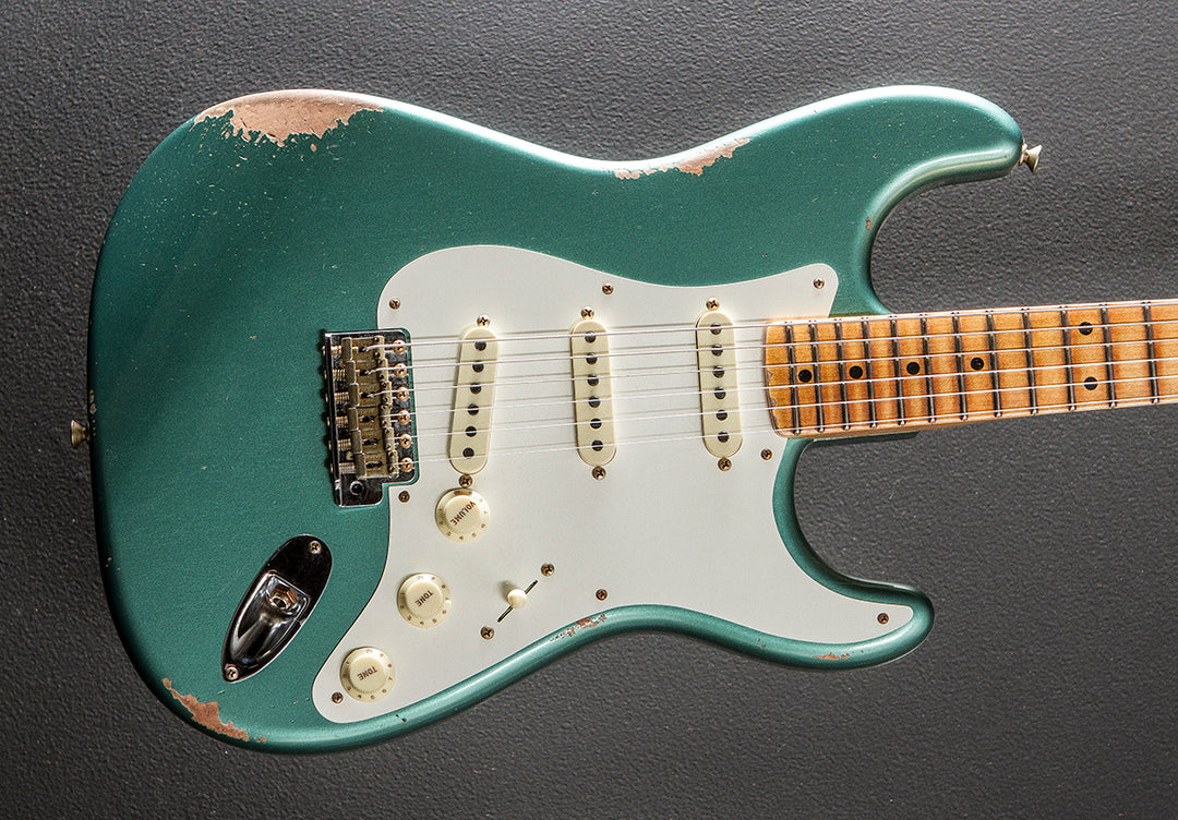 Limited Edition 1957 Relic Strat