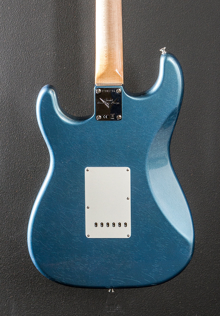 1966 Closet Classic Stratocaster - Lake Placid Blue