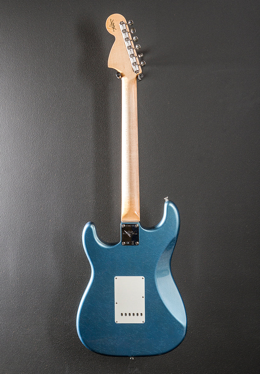 1966 Closet Classic Stratocaster - Lake Placid Blue