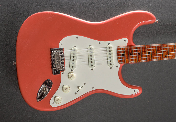 Limited Edition 1950's Roasted Deluxe Closet Classic Strat