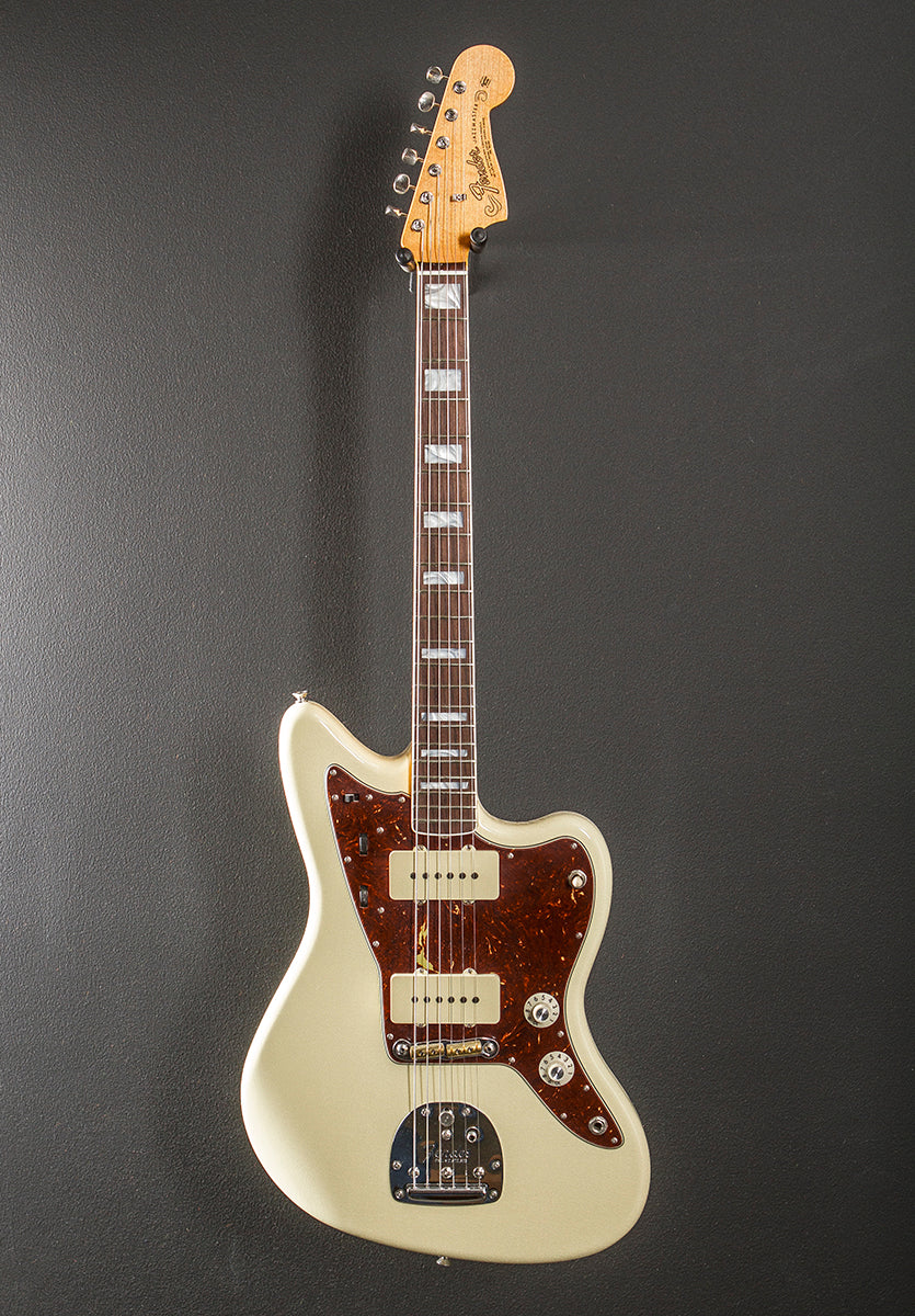 1967 Deluxe Closet Classic Jazzmaster