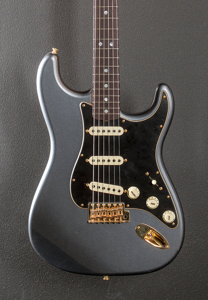 Limited Edition 1965 Dual Mag Journeyman Relic Strat