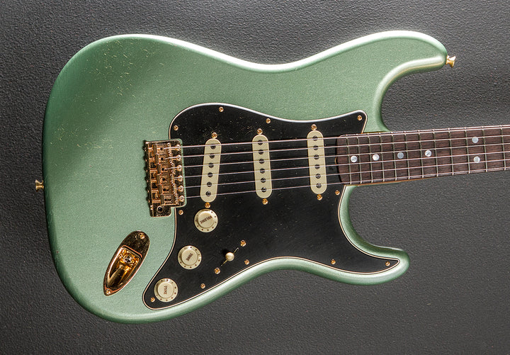 Limited Edition 1965 Dual Mag Journeyman Relic Strat