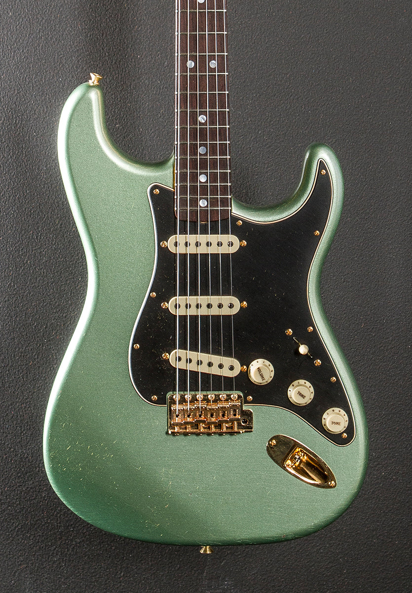 Limited Edition 1965 Dual Mag Journeyman Relic Strat