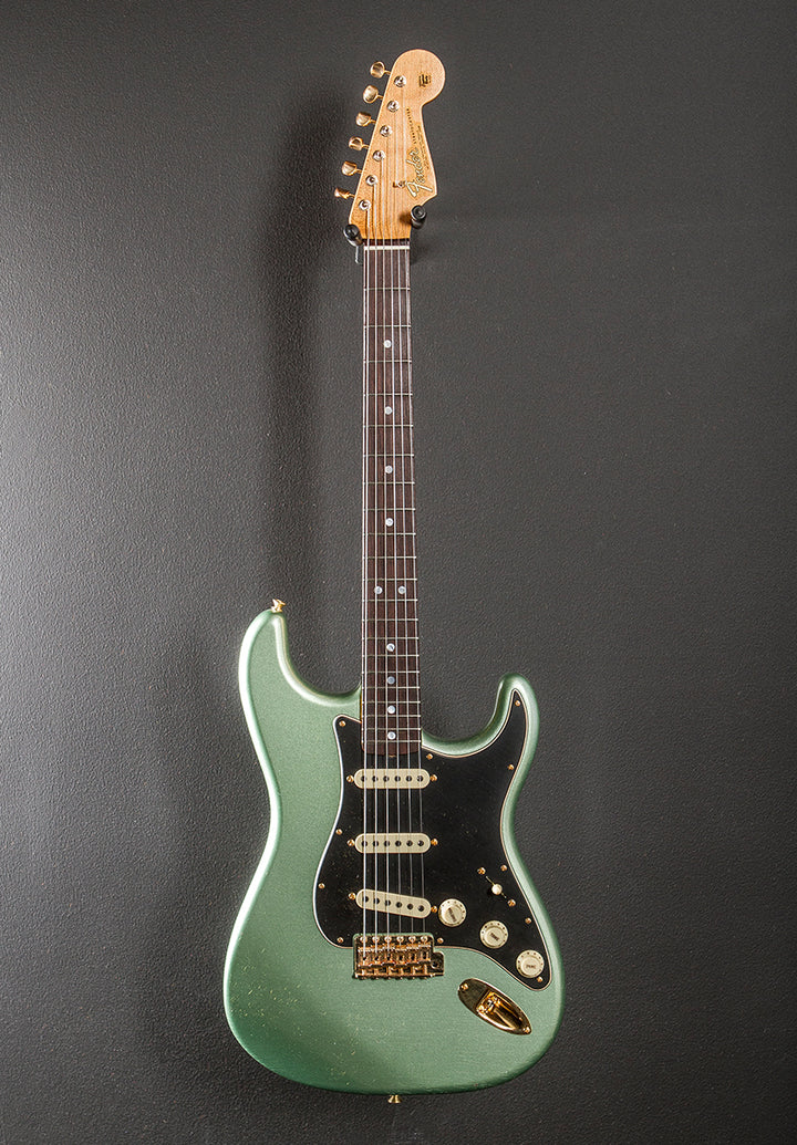 Limited Edition 1965 Dual Mag Journeyman Relic Strat
