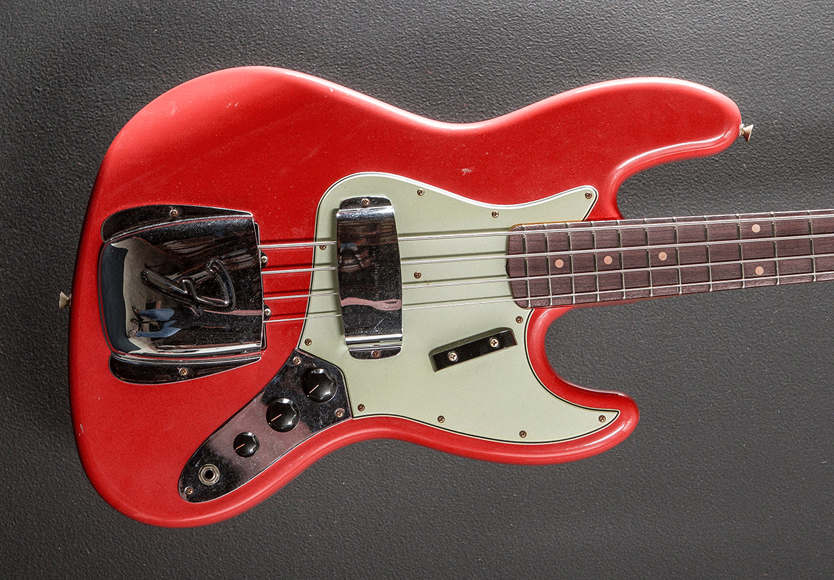 Limited Edition 1964 Journeyman Relic Jazz Bass – Dave's Guitar Shop