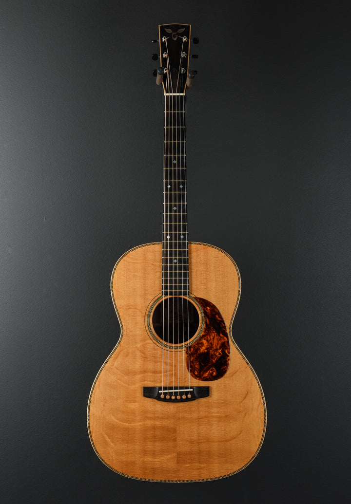 Traditional 000, Master Grade Bearclaw Sitka Top '11