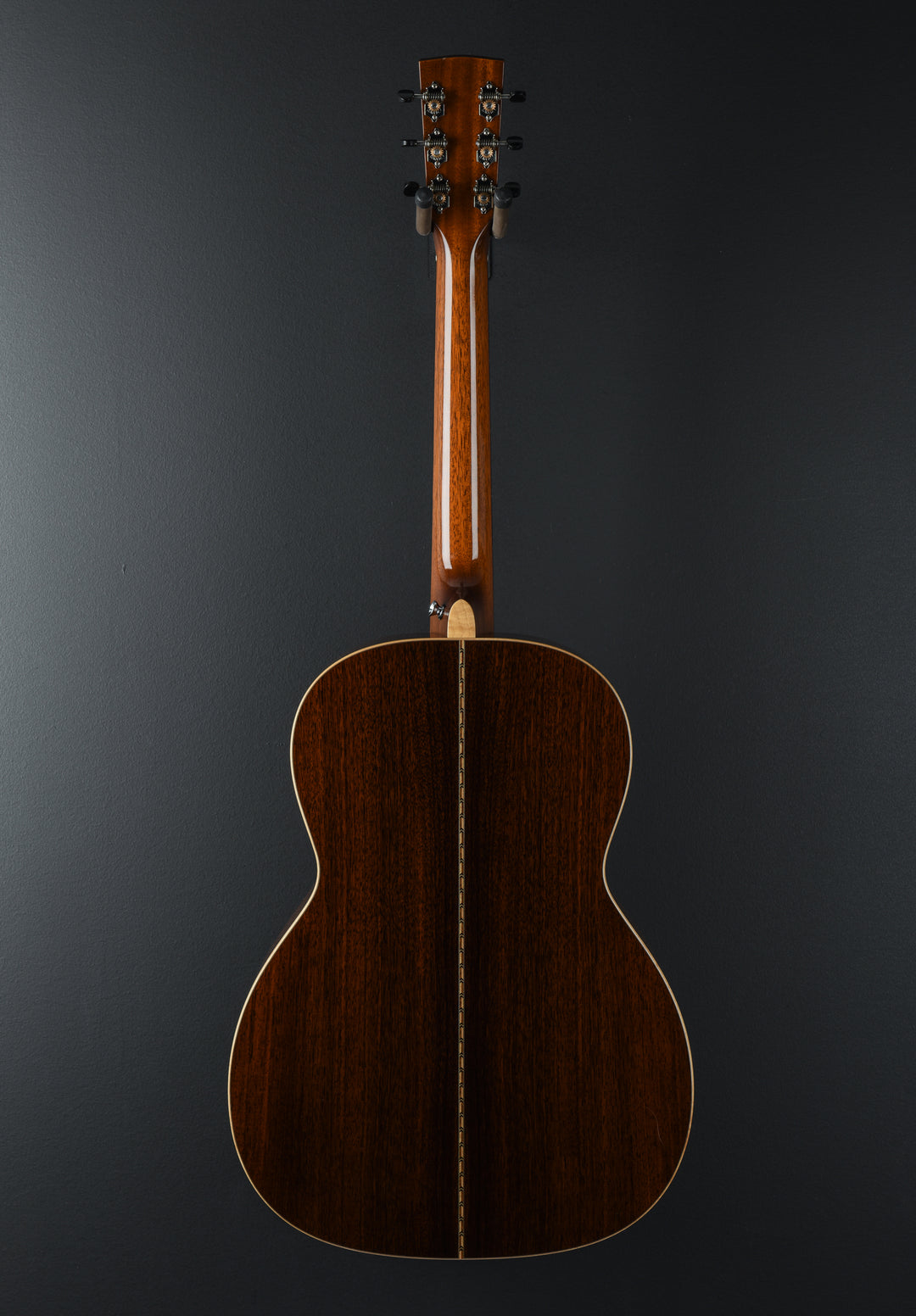 Traditional 000, Master Grade Bearclaw Sitka Top '11