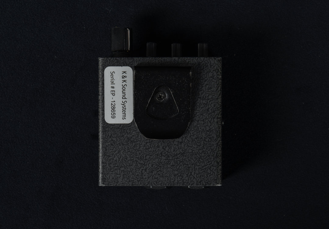 Traditional 000, Master Grade Bearclaw Sitka Top '11