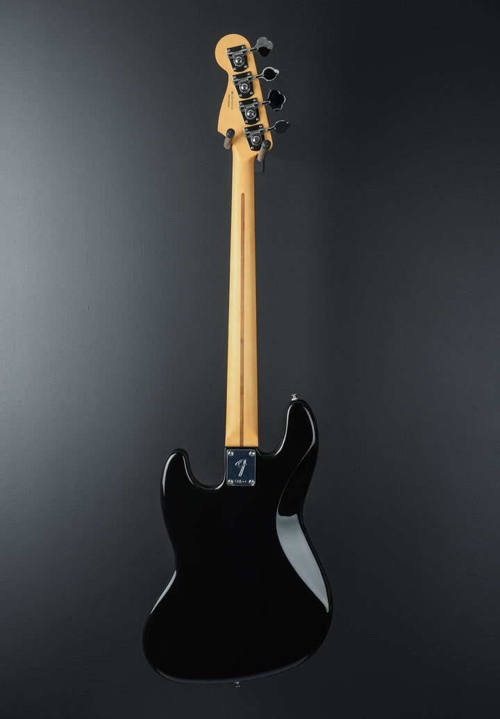 Player II Jazz Bass - Black W/Maple