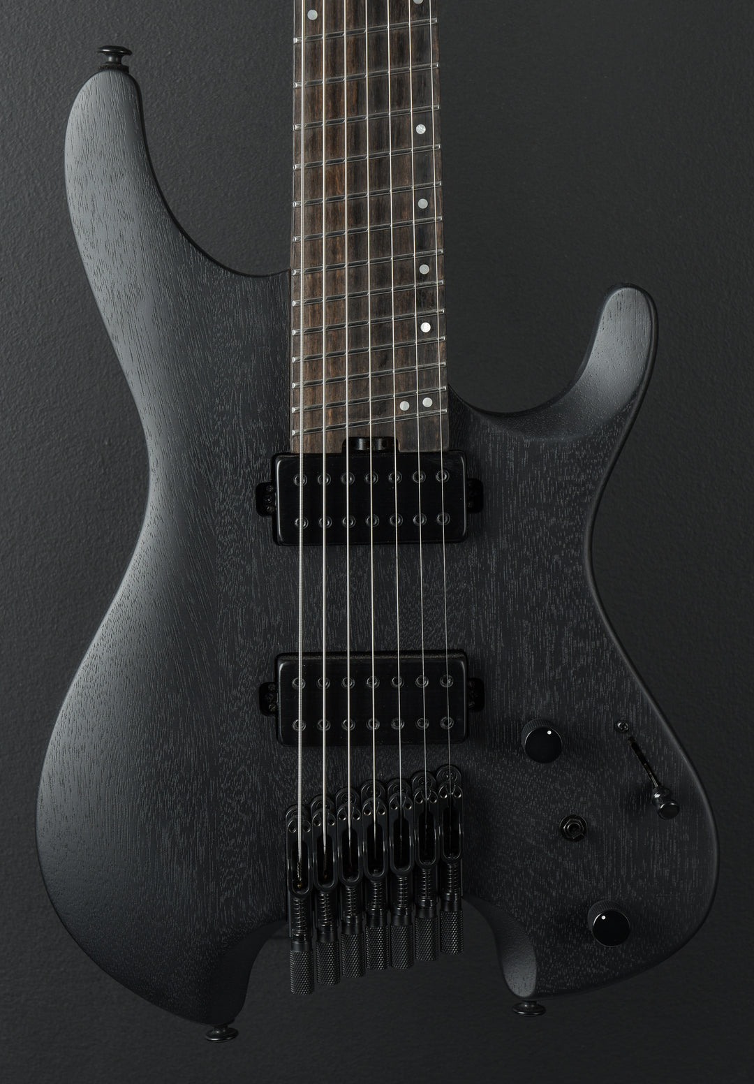 QX527BWK - Weathered Black