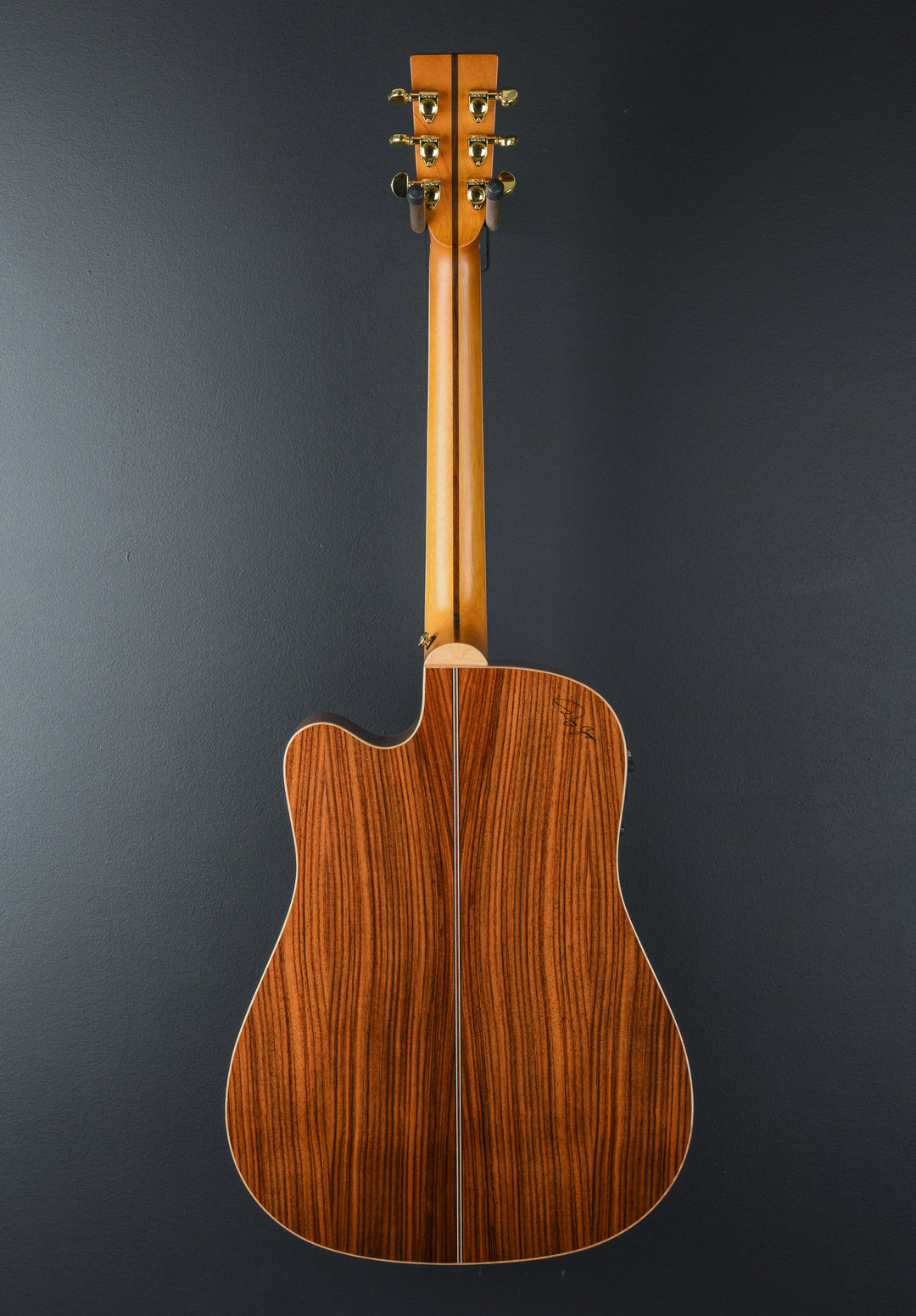 ZAD-900ce Aura &