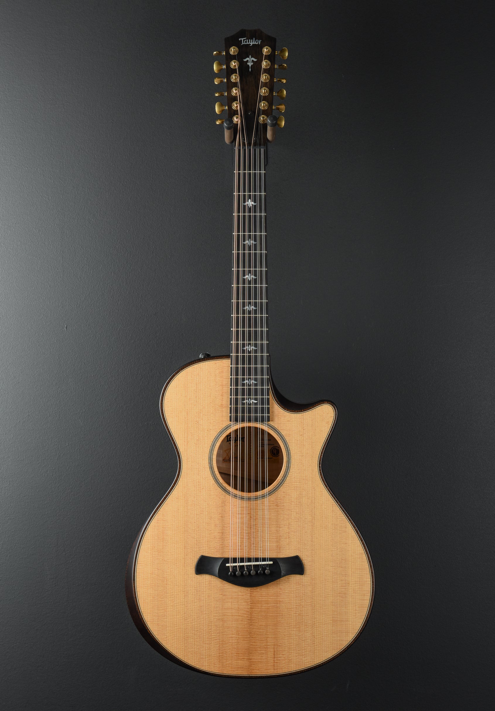 2024 Builder's Edition 652CE 12 String – Dave's Guitar Shop