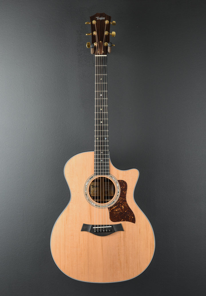 Legacy 714ce &