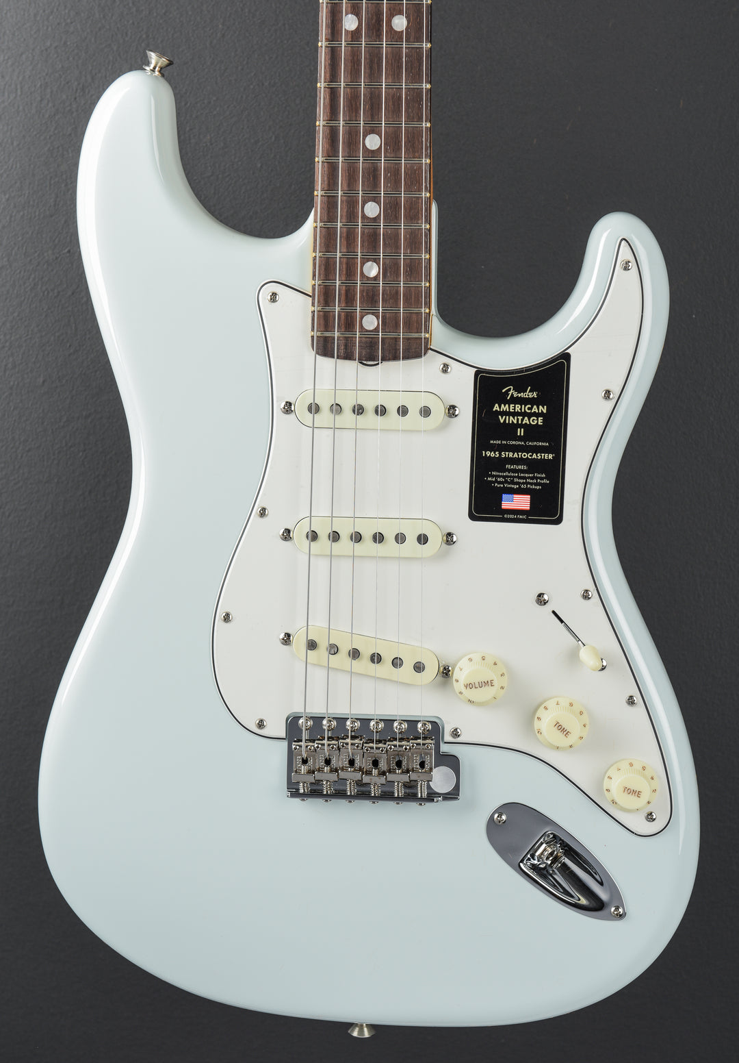 American Vintage II 1965 Stratocaster - Sonic Blue