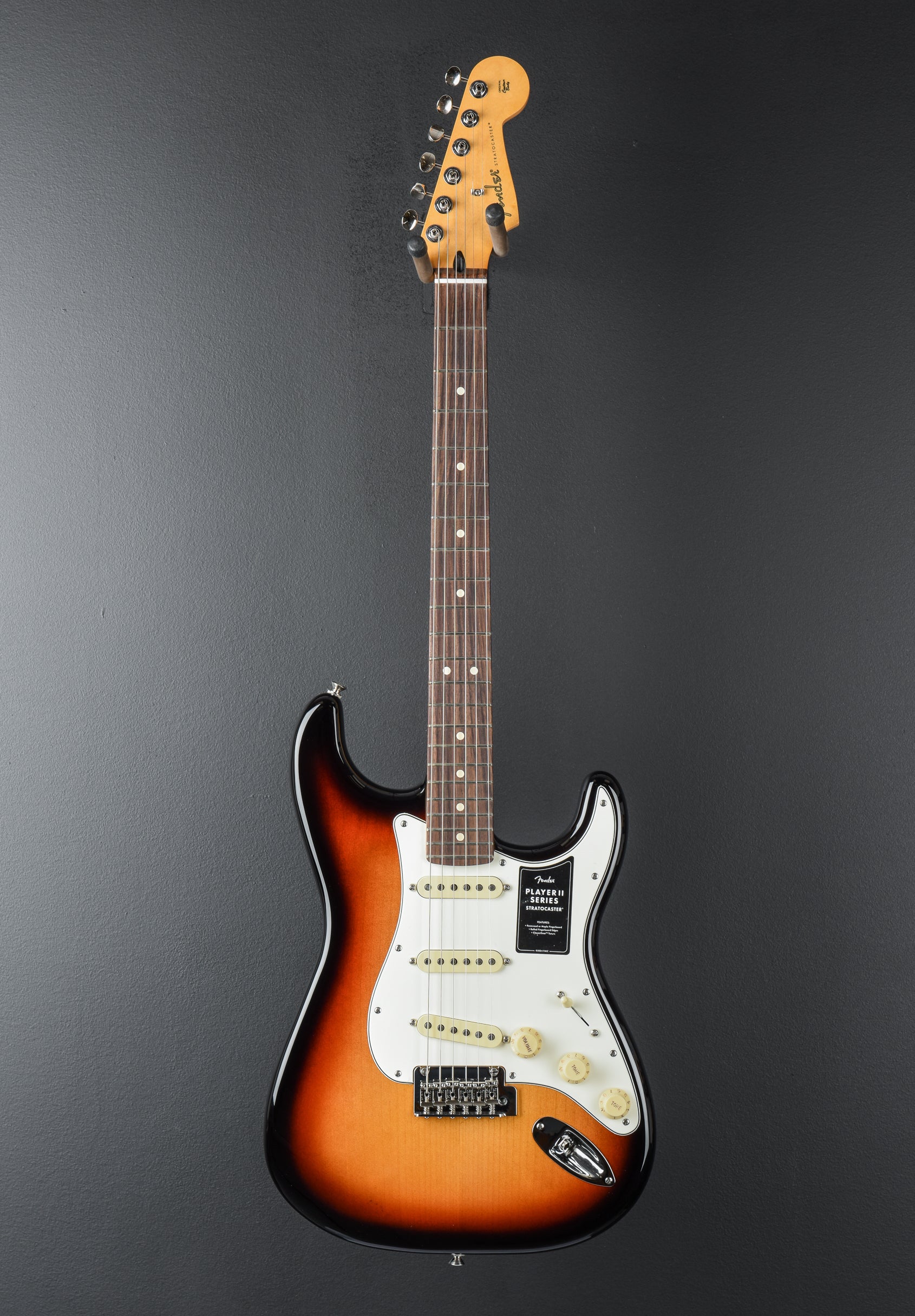 Player II Stratocaster - 3-Color Sunburst W/Rosewood – Dave's