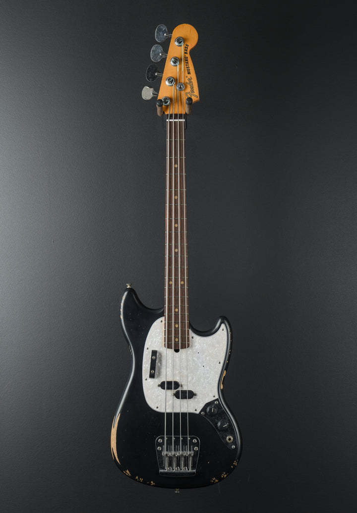 JMJ Road Worn Mustang Bass - Black