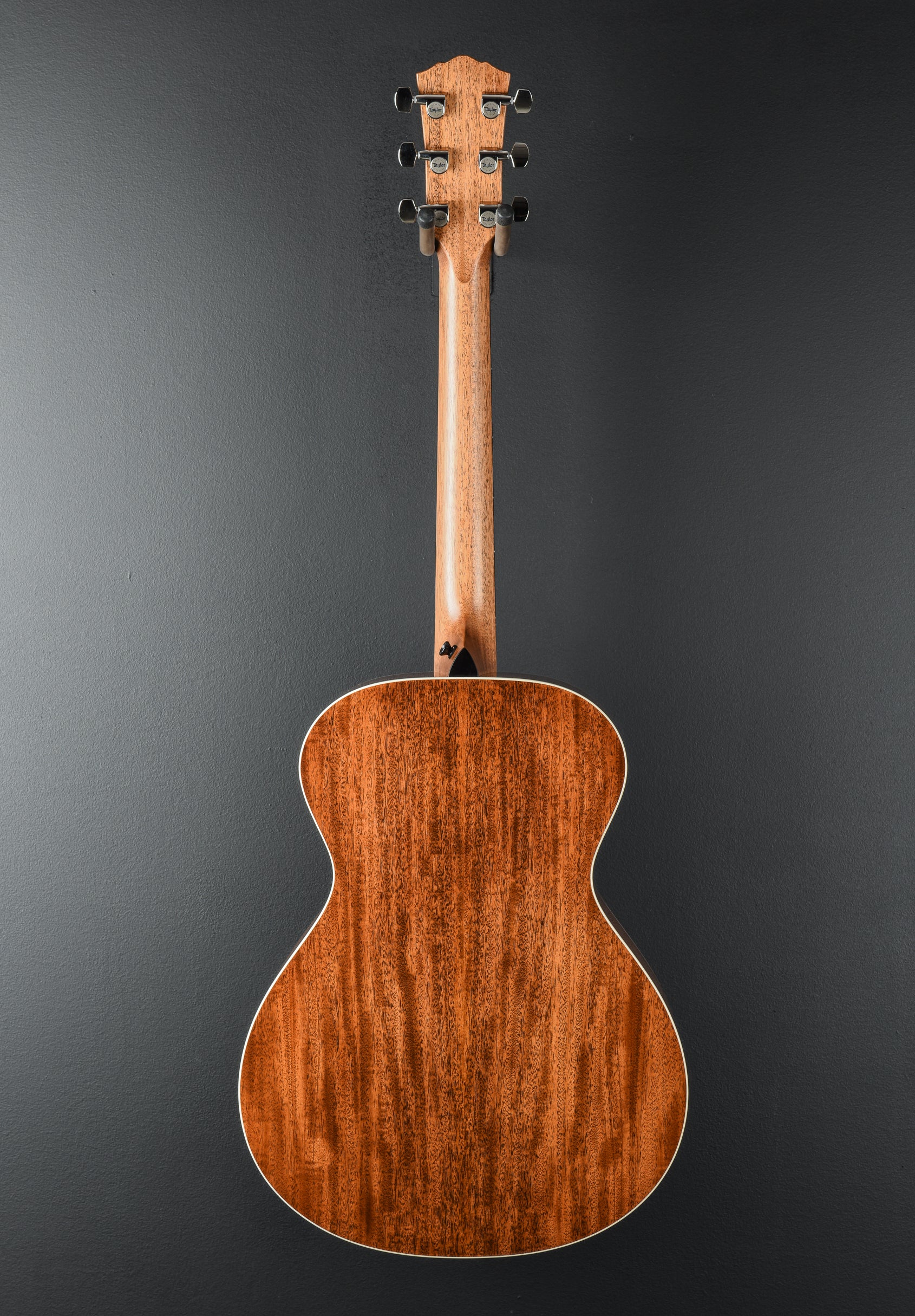 Gold Label 512e – Dave's Guitar Shop