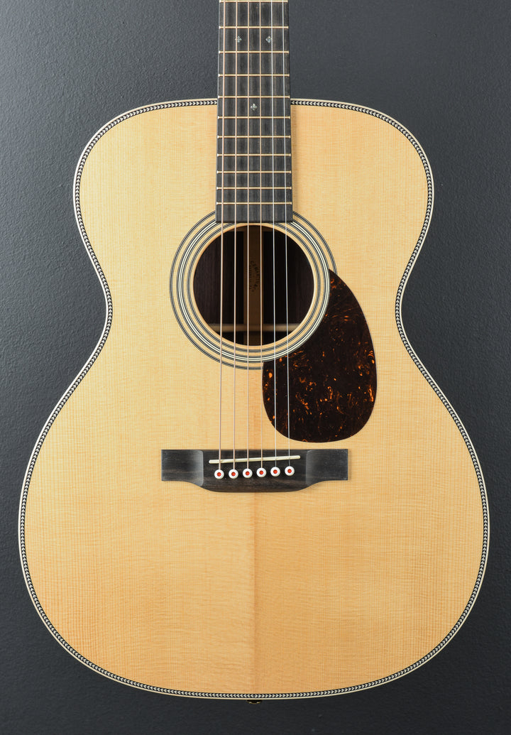 OM-28E Modern Deluxe