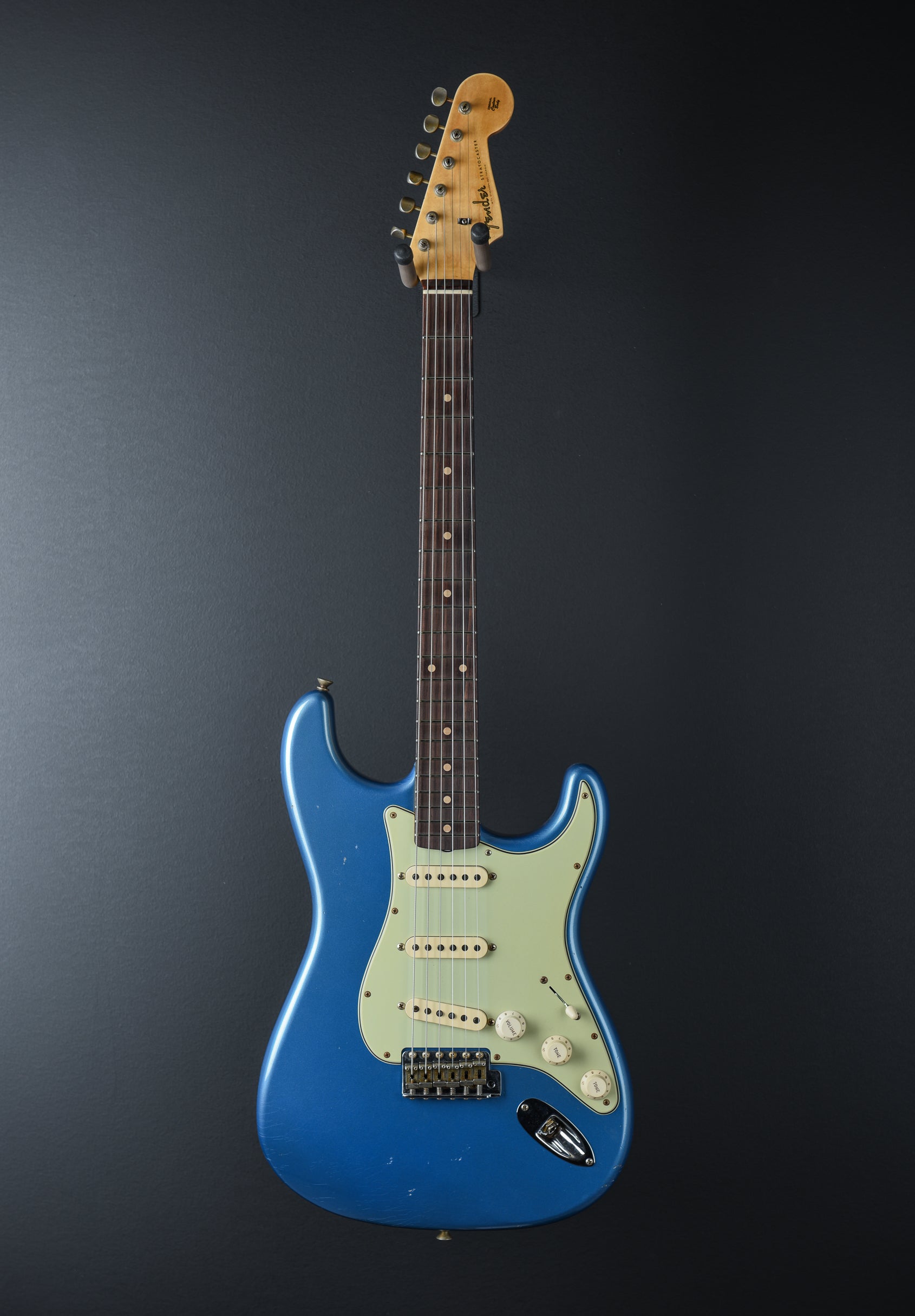 1960 Journeyman Relic Stratocaster – Dave's Guitar Shop