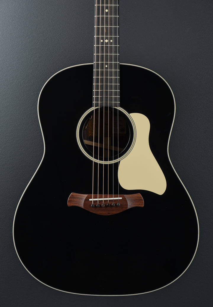 Gold Label 717e Blacktop
