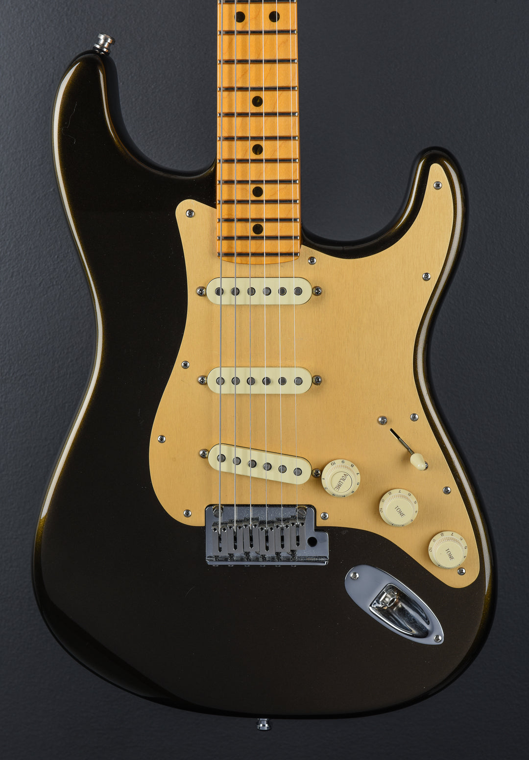 USED American Ultra Stratocaster '22