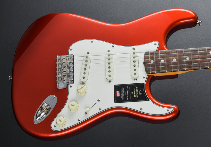 American Vintage II 1965 Stratocaster - Candy Apple Red