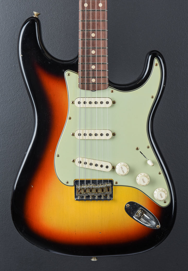 1960 Journeyman Relic Hardtail Stratocaster - 3 Color Sunburst