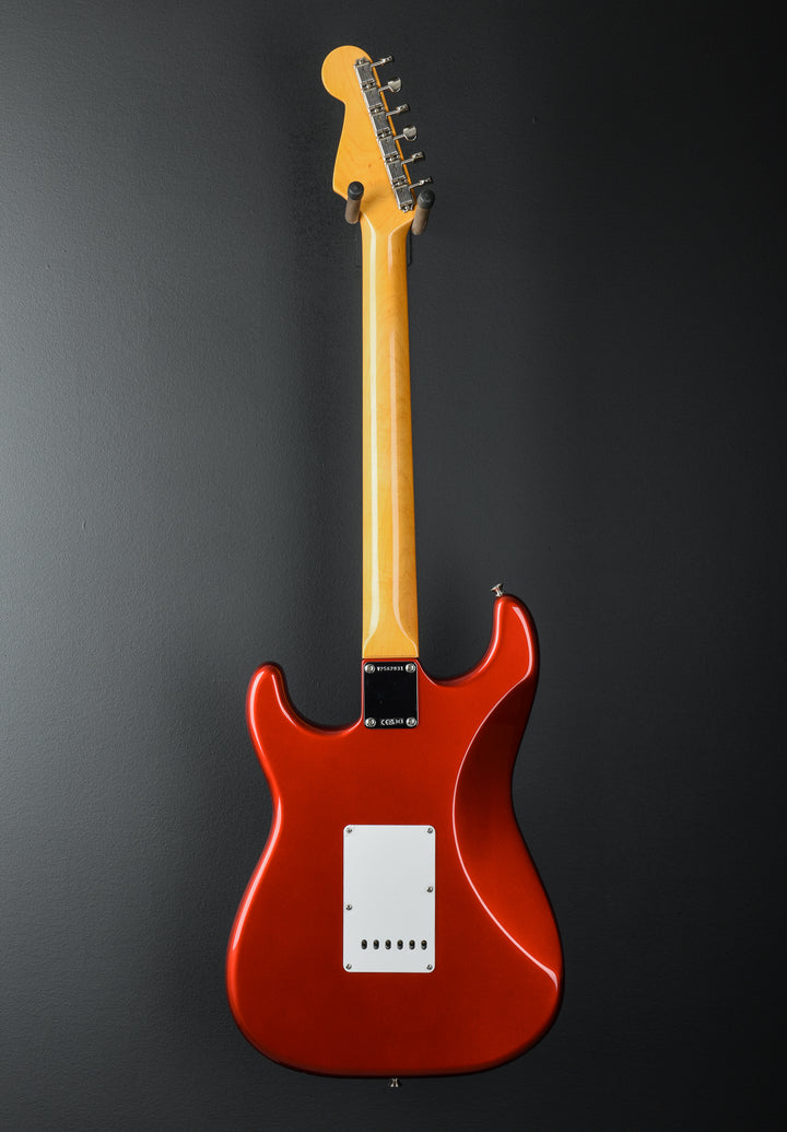 American Vintage II 1965 Stratocaster - Candy Apple Red