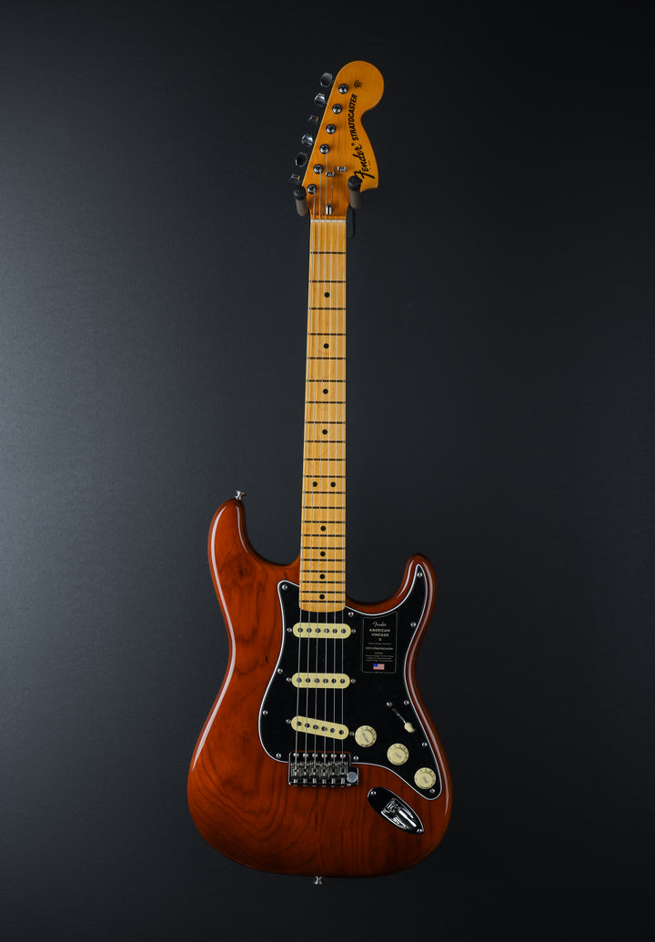 American Vintage II 1973 Stratocaster - Mocha w/Maple