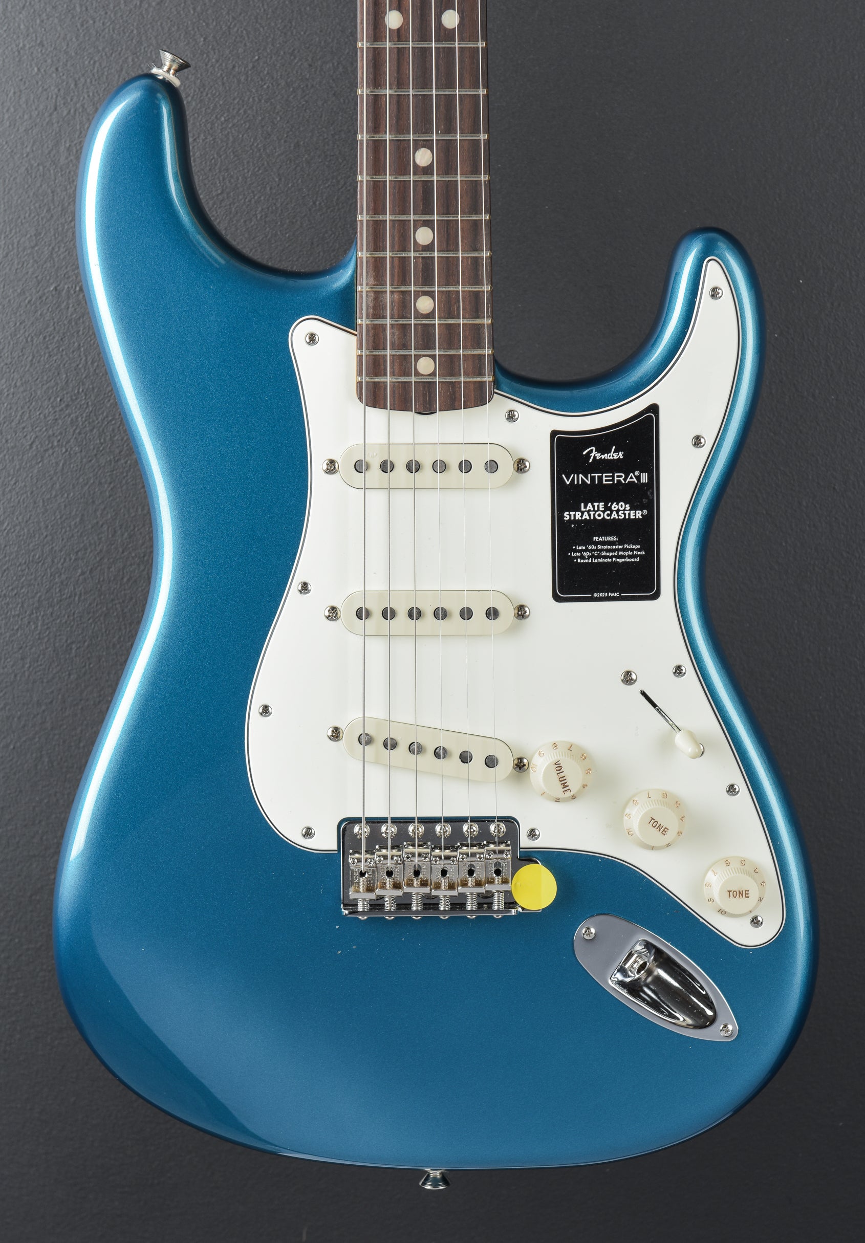 Vintera III Late 60's Stratocaster – Dave's Guitar Shop