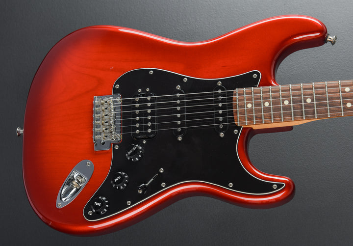 USED Special Edition Player Stratocaster HSS '19