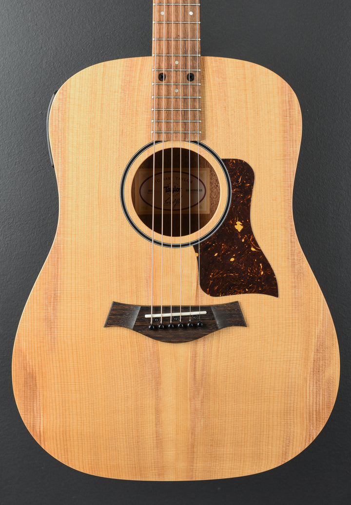 USED Big Baby Taylor (BBTe) &