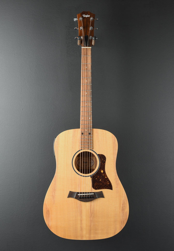 USED Big Baby Taylor (BBTe) &