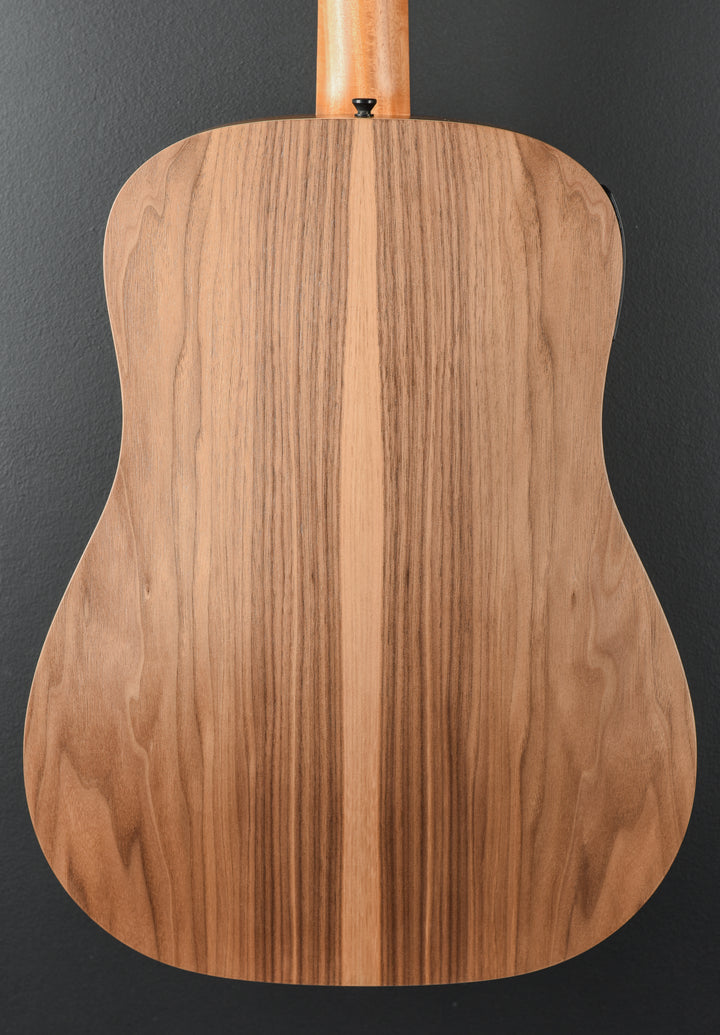 USED Big Baby Taylor (BBTe) &