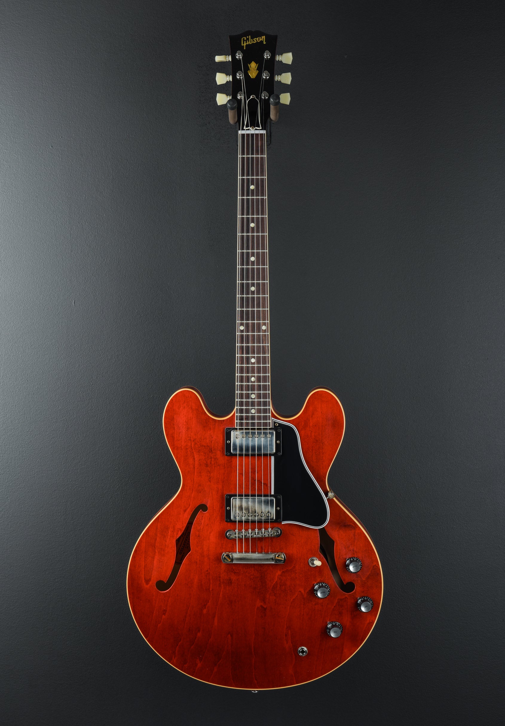 1961 ES-335 Reissue - Sixties Cherry – Dave's Guitar Shop