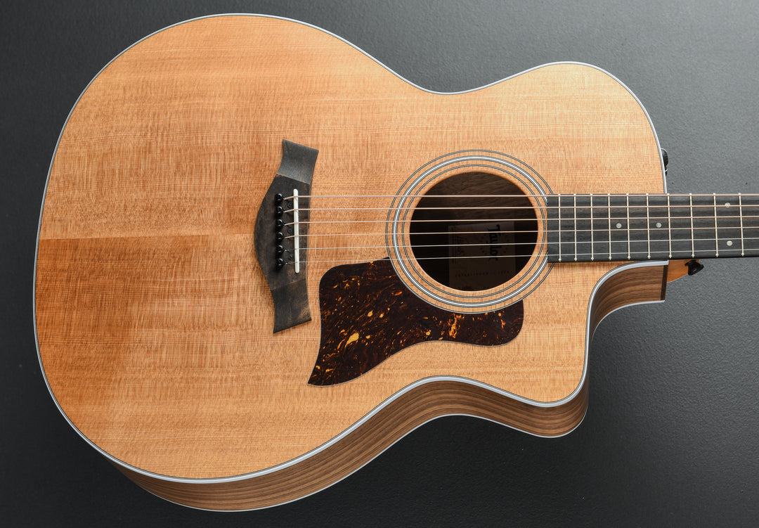 USED 214CE Walnut &