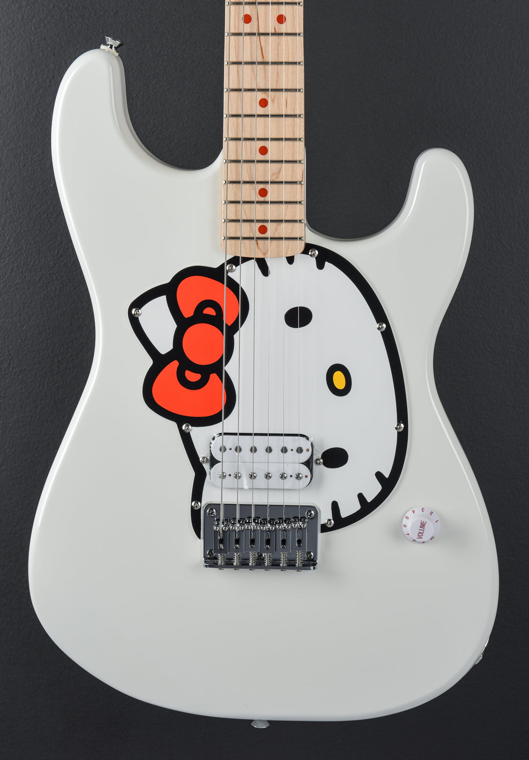Hello Kitty Stratocaster - White