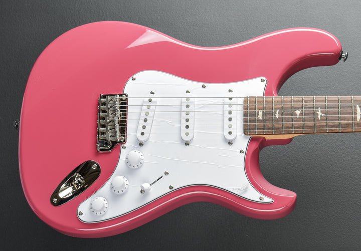 SE Silver Sky Rosewood &