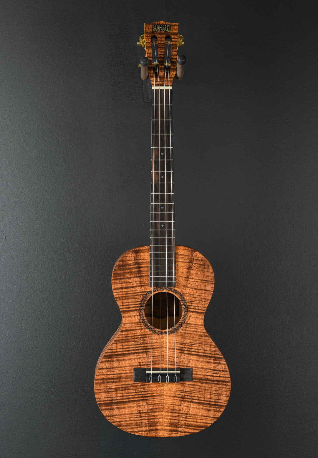 Artist Elite Series Baritone Ukulele – Photo Flame Koa