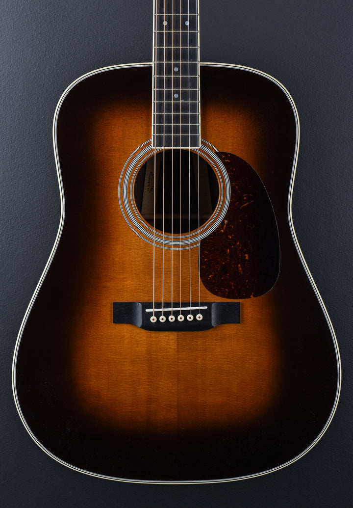 New for 2025 D-35 - Gloss 1935 Sunburst