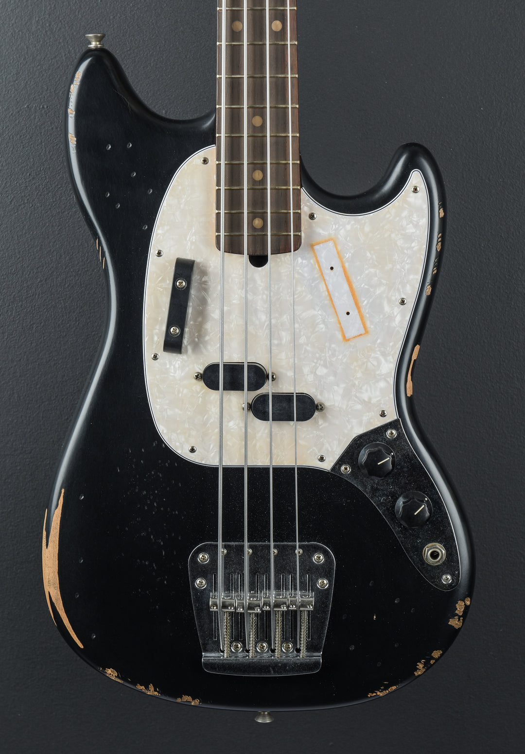 JMJ Road Worn Mustang Bass - Black