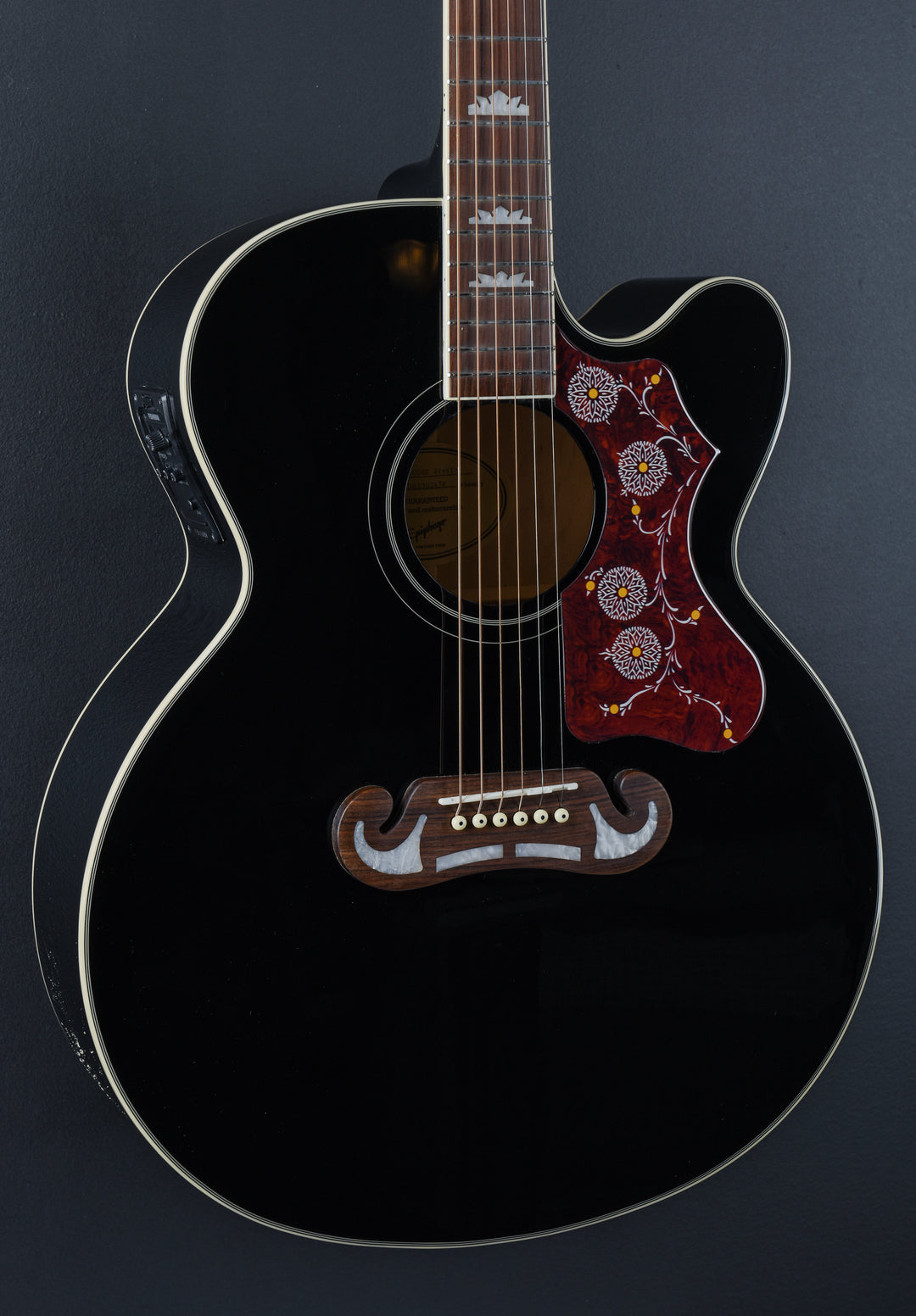 J-200 EC Studio - Black