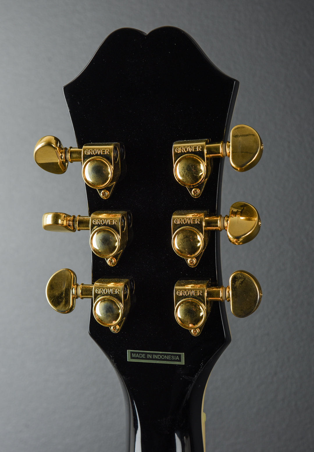 J-200 EC Studio - Black