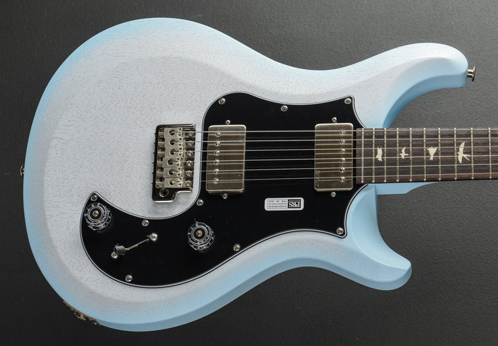 S2 Standard 22 Satin - Cloud Burst