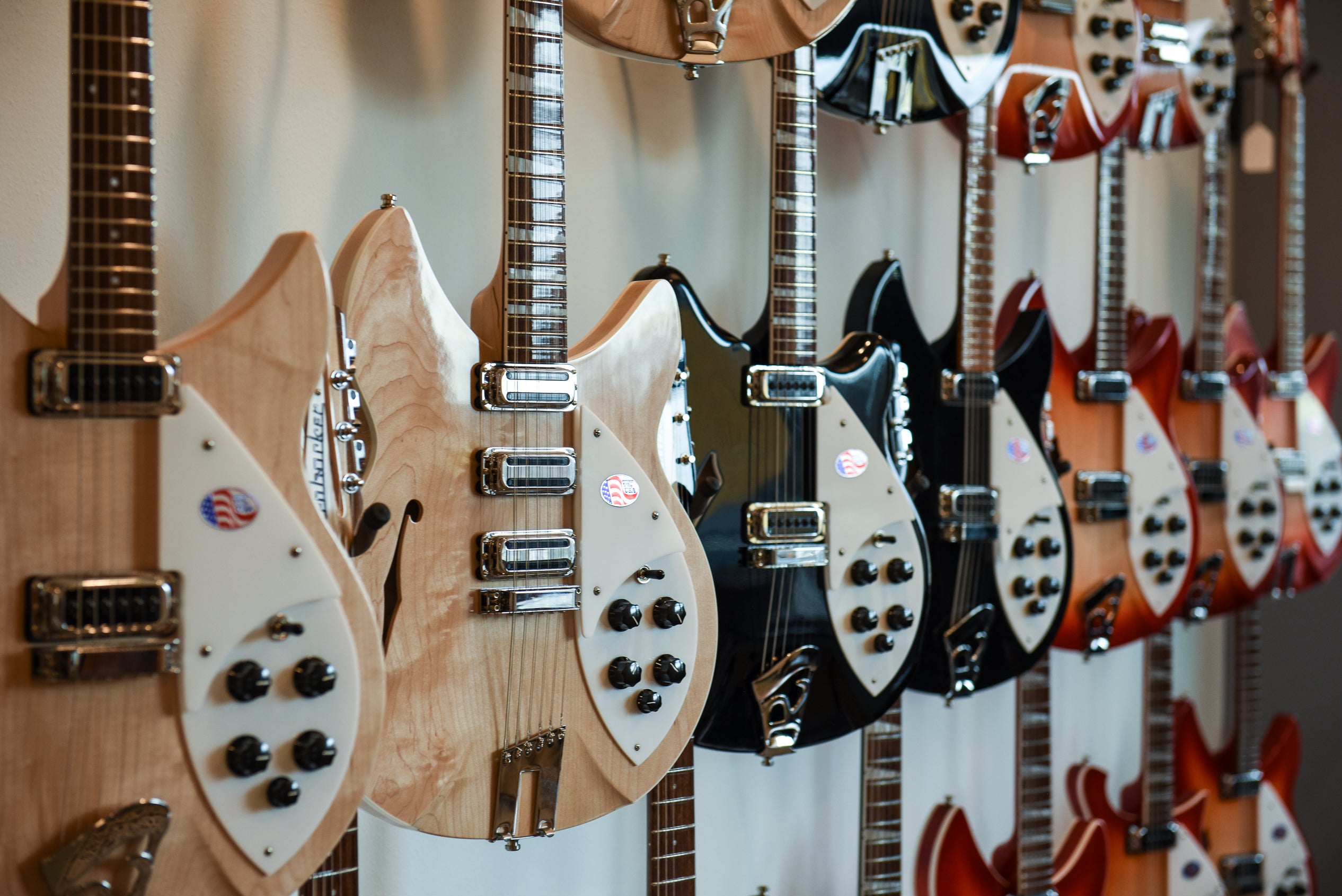 Madison – Dave's Guitar Shop