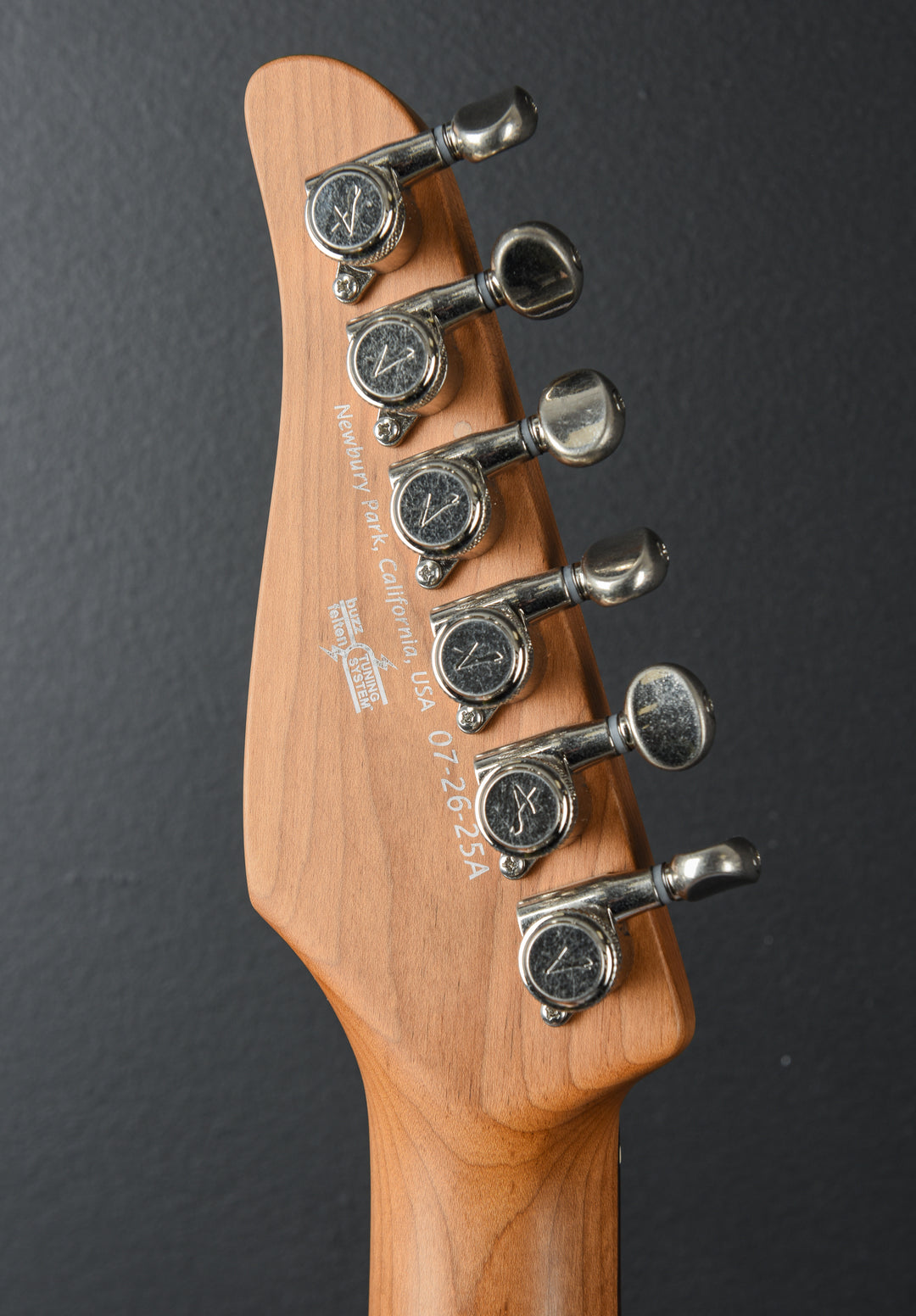 Custom Raven Classic &